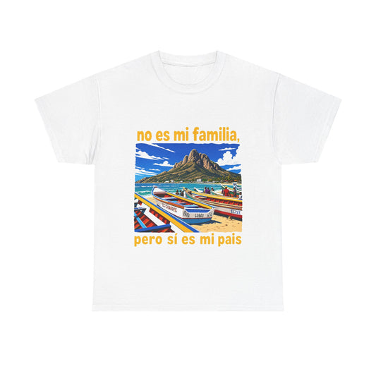 T-Shirt — 'No es mi familia, pero sí es mi país' Mexican Landscape Graphic Tee