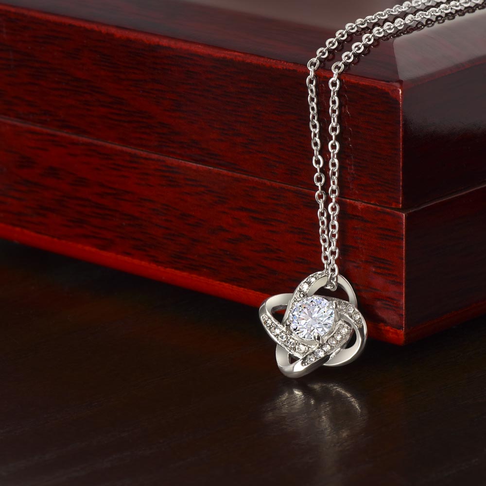 [ALMOST SOLD OUT] To My Beautiful Granddaughter - Always Be Brave And Be Strong - Love Knot Necklace