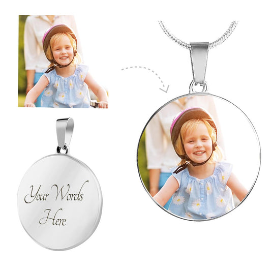 Personalized Circle Necklace with Custom Engraving – Timeless Gift for Her